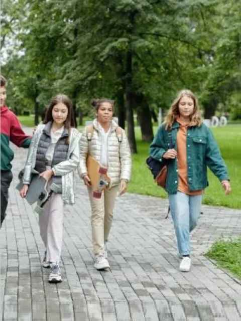 gruppo di adolescenti